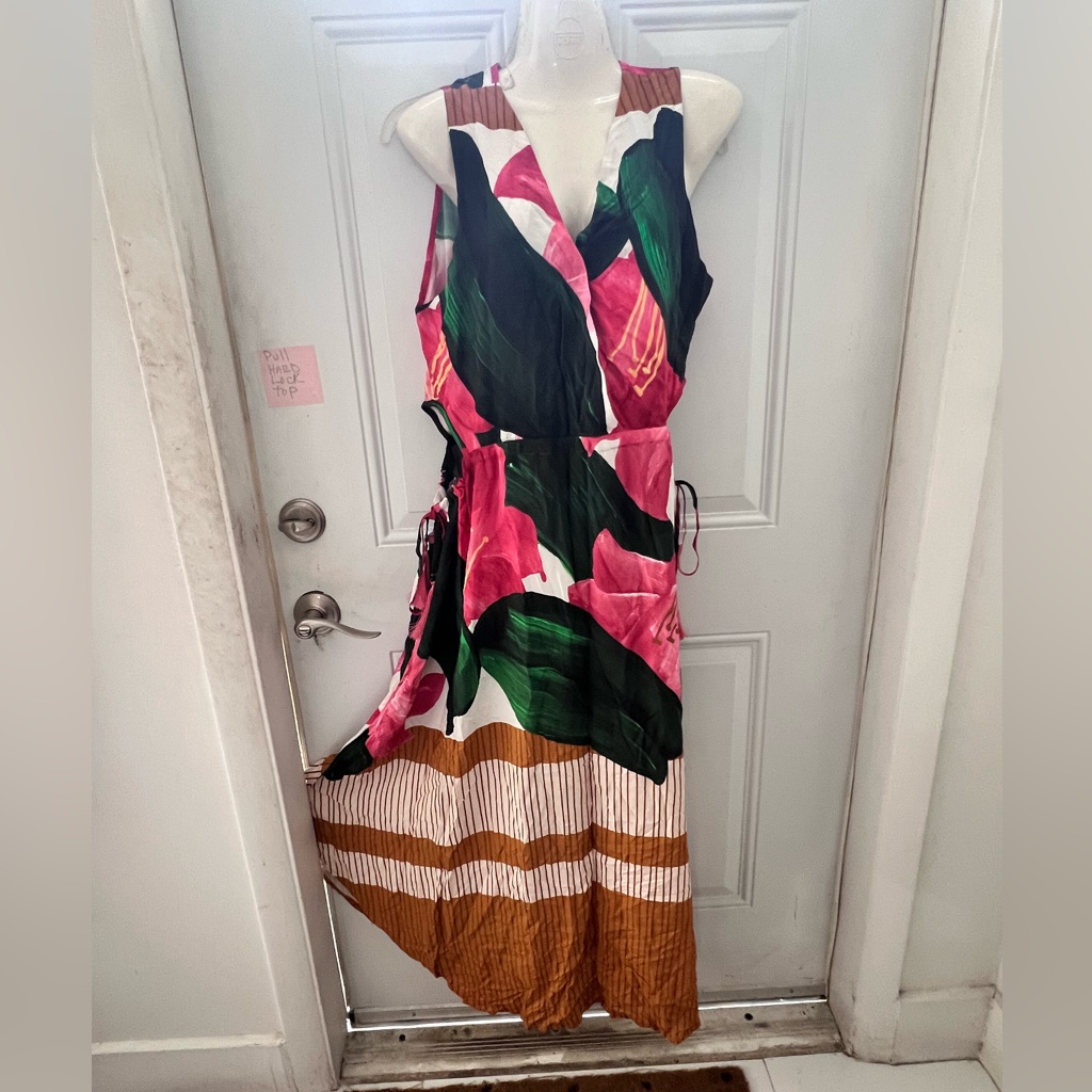 Lady Dress